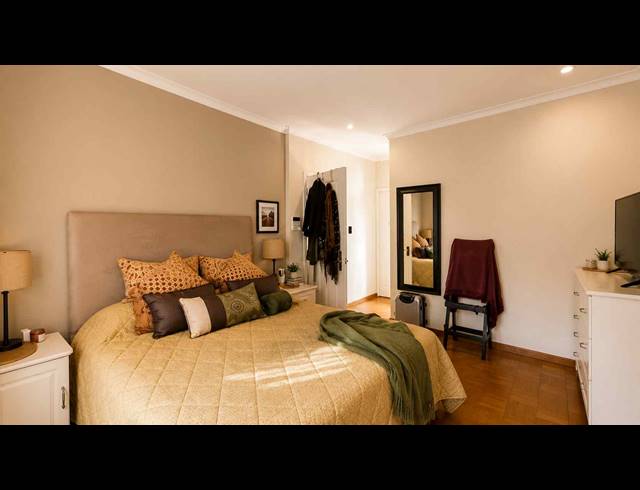4 BEDROOM FREESTANDING FOR SALE IN SHERWOOD